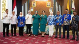 Fraksi PAN DPRD Lamsel Sampaikan Ucapan Selamat Kepada Ketua TP-PKK Lamsel Zita Anjani Radityo