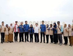 Kunjungi Dua Destinasi Wisata Lamsel, Zita Anjani: Pantai Lampung Selatan Selalu Bikin Takjub